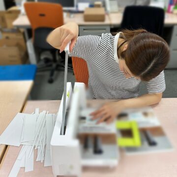 カット作業