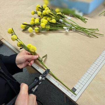 花材カット