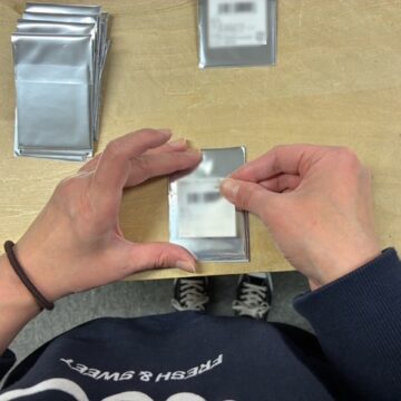 ラベル貼り作業