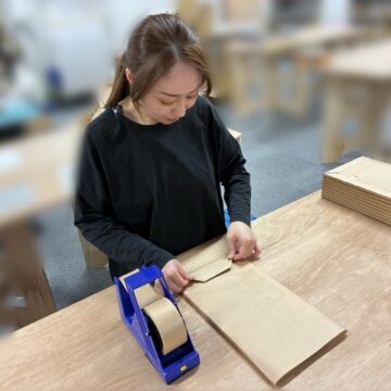 クラフト包装作業