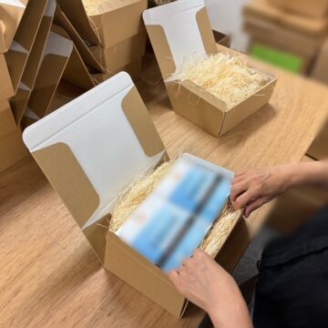 商品梱包作業