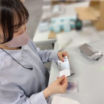 カード封入