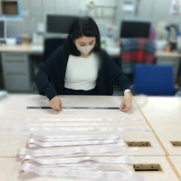 カット作業