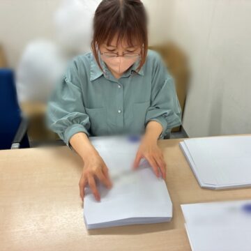 ラベル貼り作業