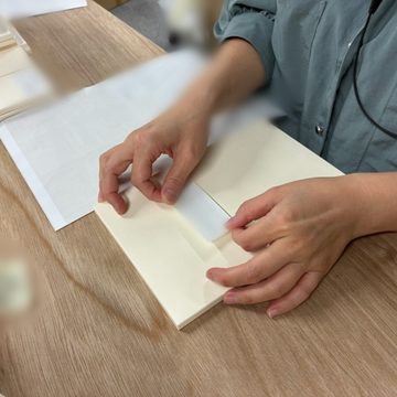 ラベル貼り作業